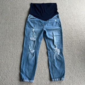 Pink Blush Maternity distressed jeans…size 29,
Brand new condition!